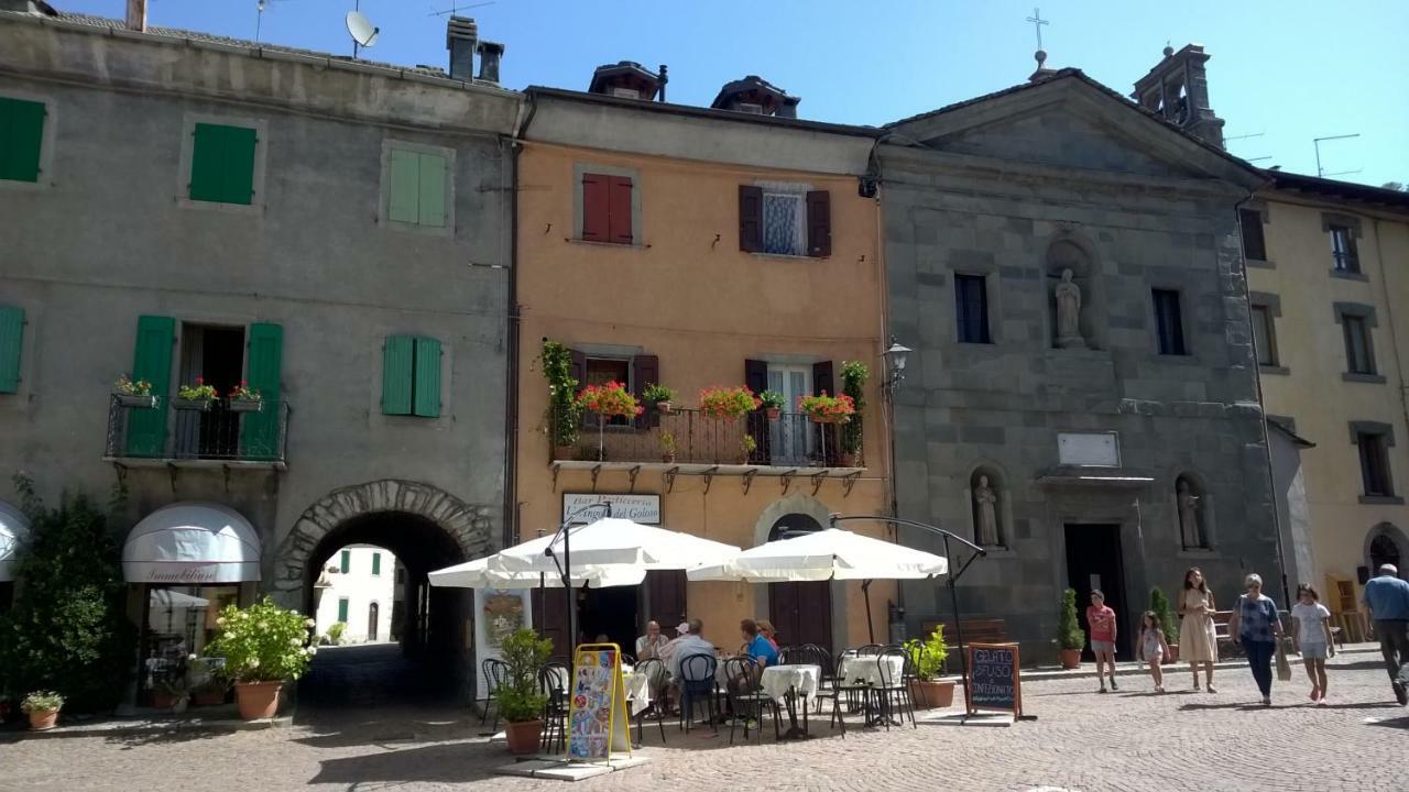 Piazza Fiumalbo Citta D'Arte Appartement Buitenkant foto